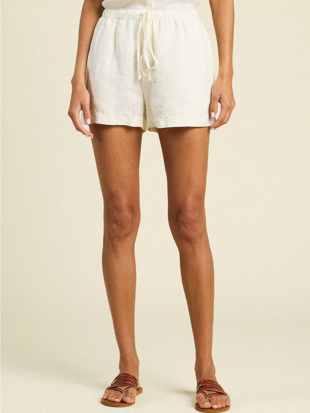 Nwt By Trovata Charlie Short Drawstring Pull On Linen Shorts